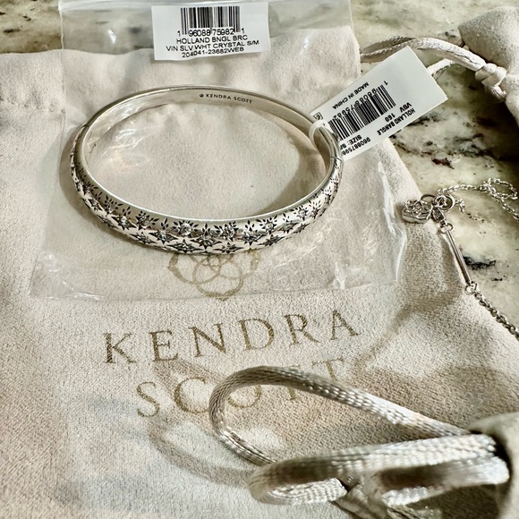 Kendra ScottVintage Holland Jewelry Collection-bracelet, necklace, & earrings - Picture 3 of 5